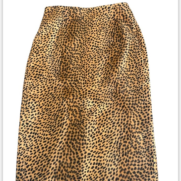 VTG. Moshchino Cheetah Faux Fur Skirt - Picture 2 of 9